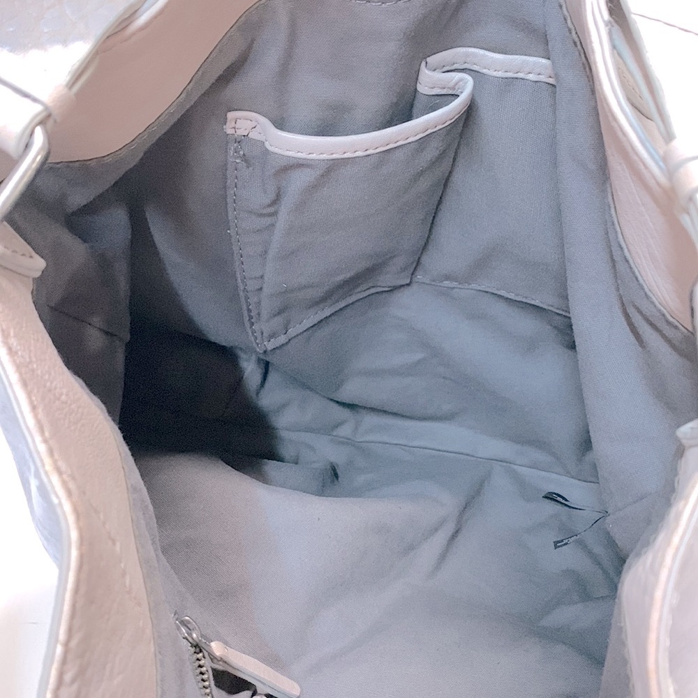 Nordstrom Multi Pocket Hobo Bag 🤍 Genuine Leather Treasure & Bond - Picture 8 of 16